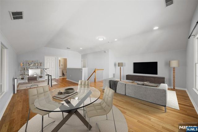 36 Woods Edge Road, Old Tappan, NJ 07675