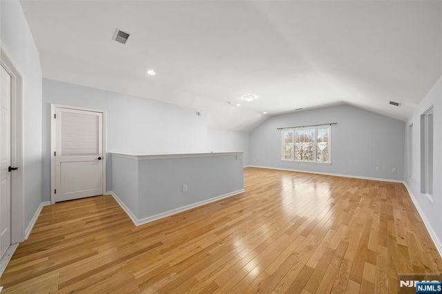 36 Woods Edge Road, Old Tappan, NJ 07675