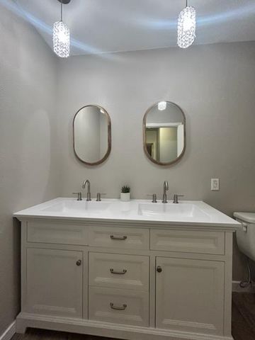 9511 Meadowheath DR, Austin, TX 78729