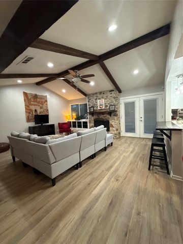 9511 Meadowheath DR, Austin, TX 78729