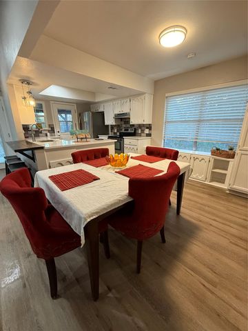 9511 Meadowheath DR, Austin, TX 78729