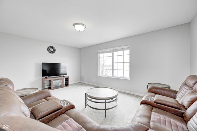 2808 Twinleaf Drive, Plainfield, IN 46168