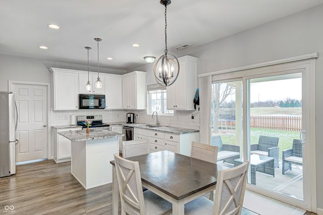 2808 Twinleaf Drive, Plainfield, IN 46168