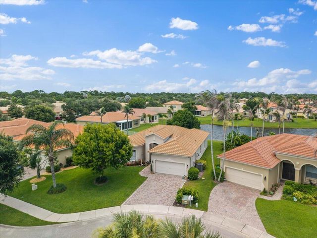 5910 Nicole Lane, Fort Pierce, FL 34951