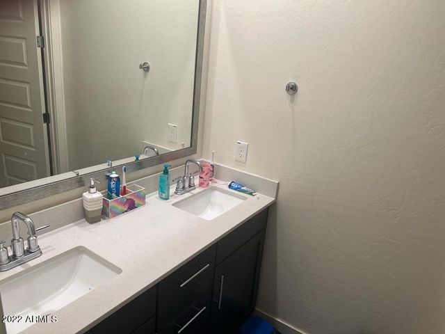 17359 N 10TH Street, Phoenix, AZ 85022