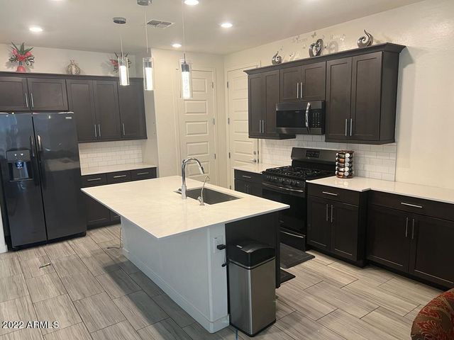 17359 N 10TH Street, Phoenix, AZ 85022