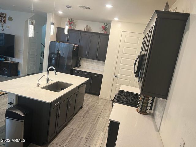 17359 N 10TH Street, Phoenix, AZ 85022