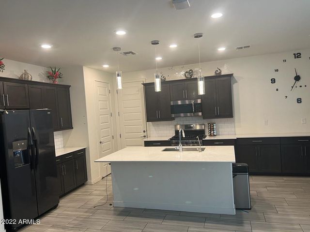 17359 N 10TH Street, Phoenix, AZ 85022
