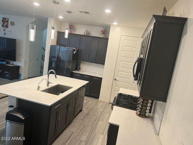 17359 N 10TH Street, Phoenix, AZ 85022