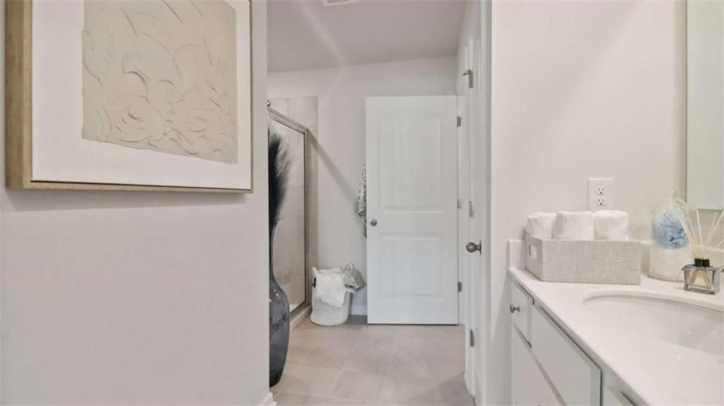 Image 36 of property listing at 204 College Circle 1003, Atlanta, GA 30354