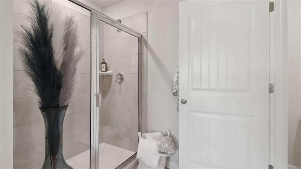 Image 38 of property listing at 204 College Circle 1003, Atlanta, GA 30354