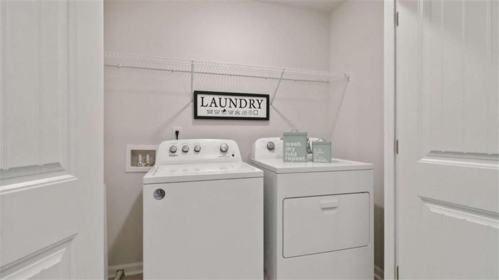 Image 39 of property listing at 204 College Circle 1003, Atlanta, GA 30354