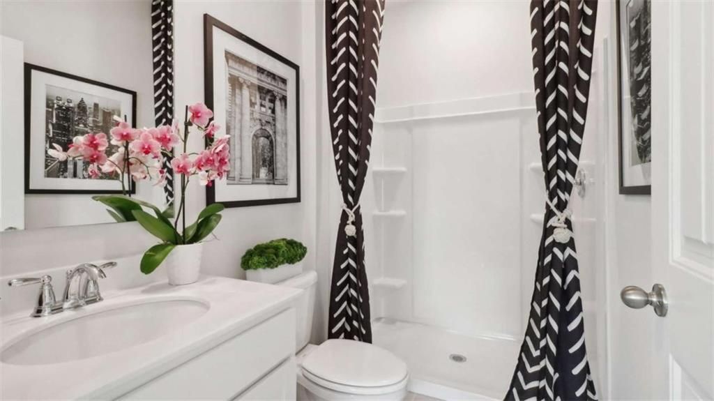 Image 45 of property listing at 204 College Circle 1003, Atlanta, GA 30354