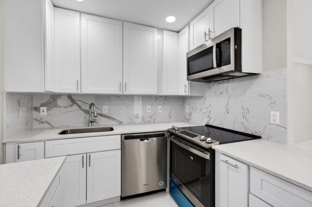 429 Flanders I, Delray Beach, FL 33484