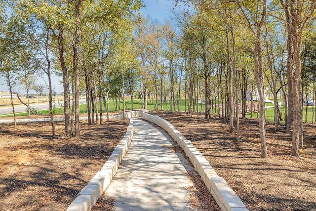 190 Hornet ST, Elgin, TX 78621