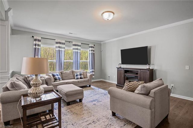 4033 Medina Court, Pfafftown, NC 27040