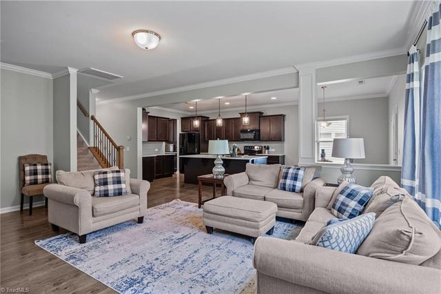 4033 Medina Court, Pfafftown, NC 27040