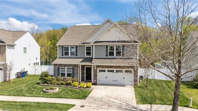 4033 Medina Court, Pfafftown, NC 27040