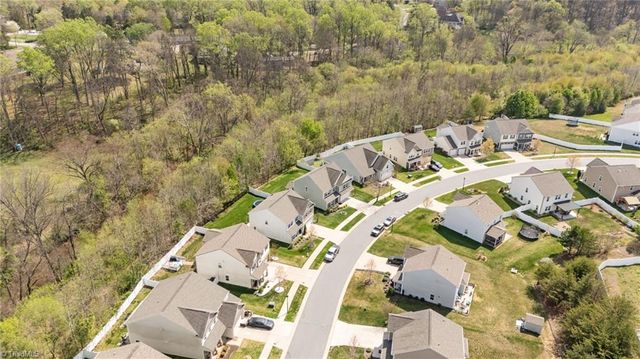 4033 Medina Court, Pfafftown, NC 27040