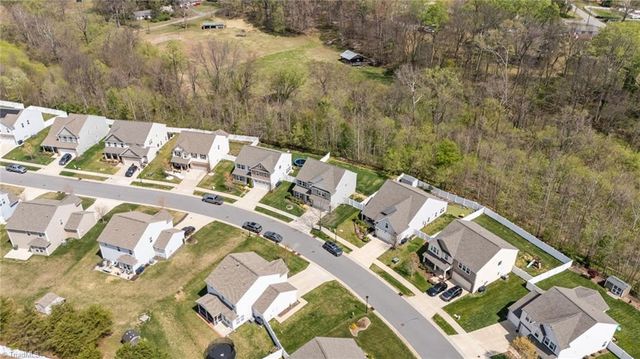 4033 Medina Court, Pfafftown, NC 27040