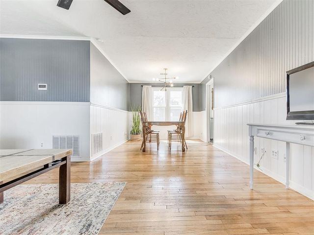 1614 Oxford Way, Oklahoma City, OK 73120