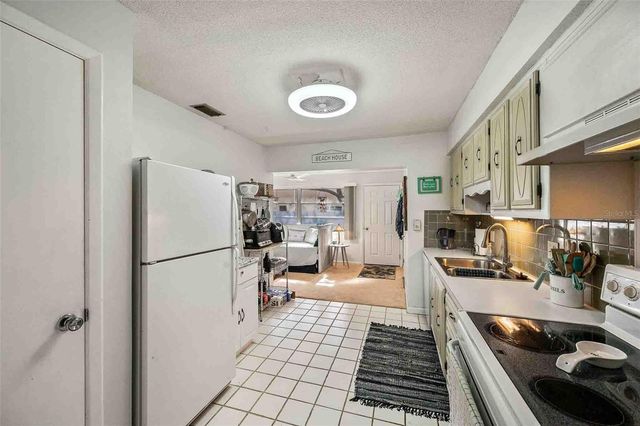 11200 102ND AVENUE 66, Seminole, FL 33778
