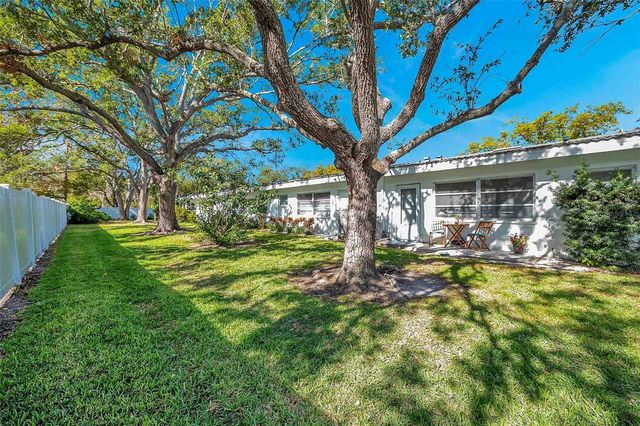 11200 102ND AVENUE 66, Seminole, FL 33778