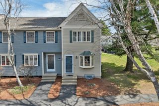 631 Fox Hollow Drive, Hudson, NH 03051