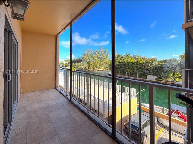 2640 NE 135th St 305, North Miami, FL 33181