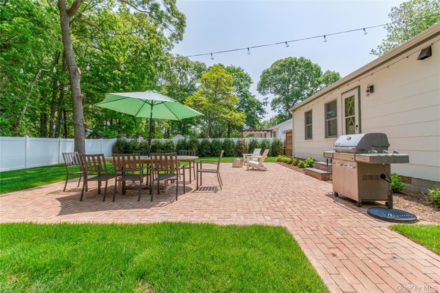 1850 Rocky Point Road, East Marion, NY 11939