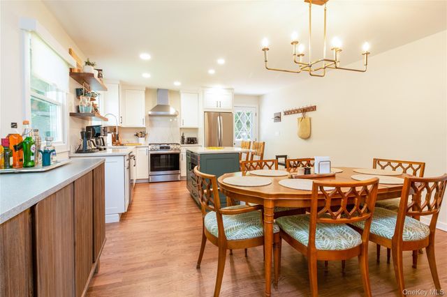 1850 Rocky Point Road, East Marion, NY 11939