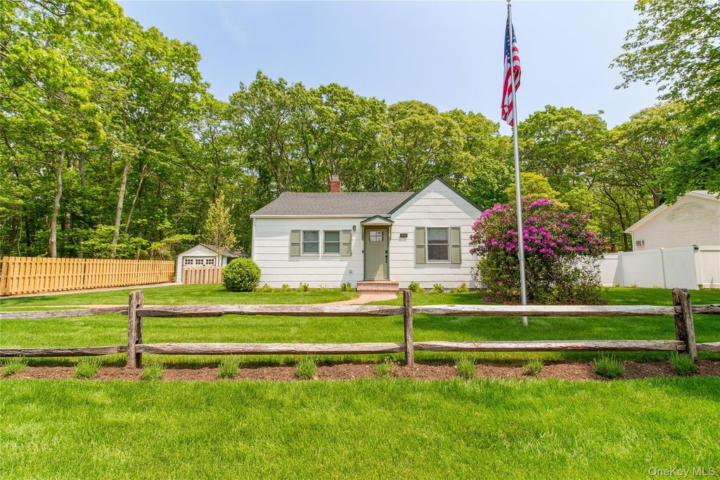 1850 Rocky Point Road, East Marion, NY 11939