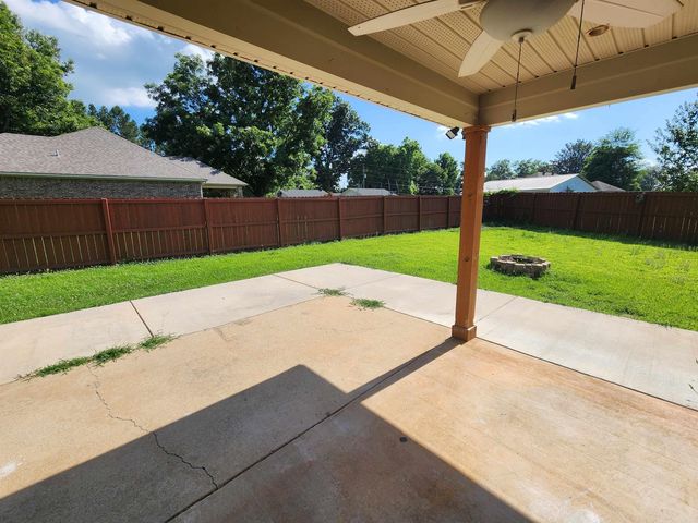 2501 Durango Drive, Benton, AR 72019