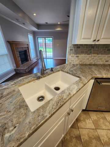 2501 Durango Drive, Benton, AR 72019