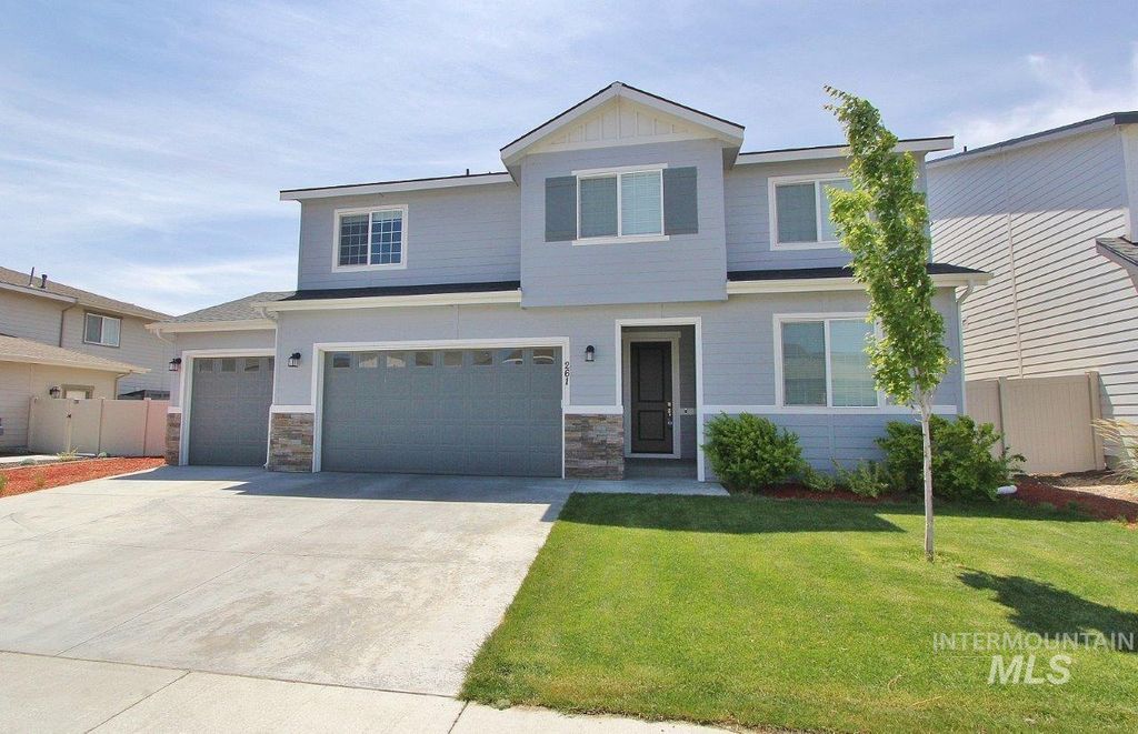 261 E Caldera St, Meridian, ID 83642