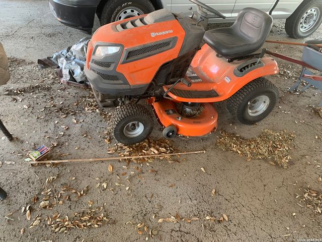 580 CR 663, Devine, TX 78016