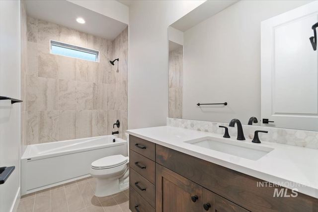 2147 E Blakehurst Ave., Kuna, ID 83634