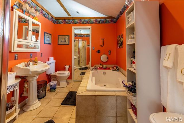 226 Sandy Lane, East Prairie, MO 63845