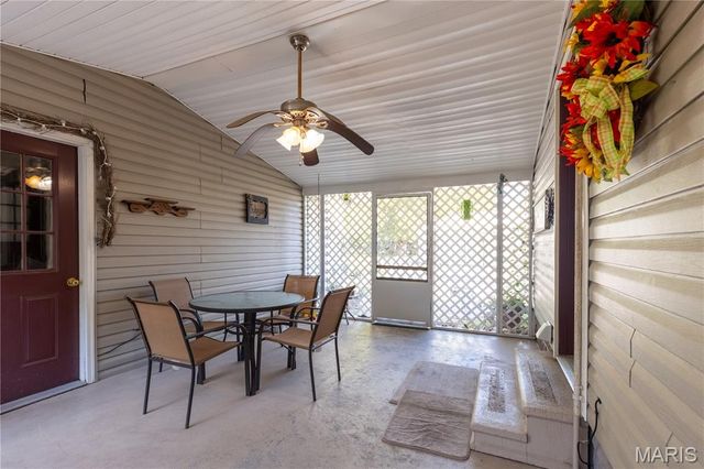 226 Sandy Lane, East Prairie, MO 63845