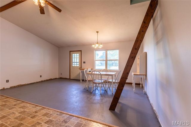 226 Sandy Lane, East Prairie, MO 63845