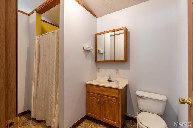 226 Sandy Lane, East Prairie, MO 63845