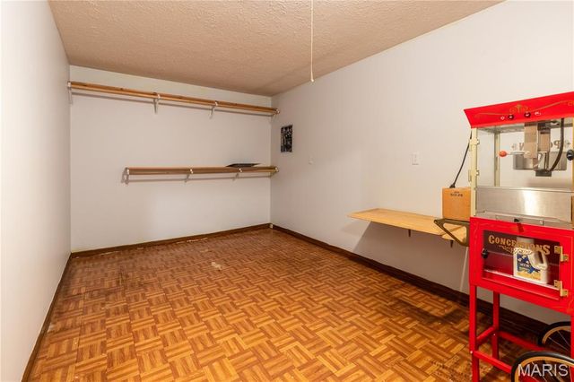 226 Sandy Lane, East Prairie, MO 63845