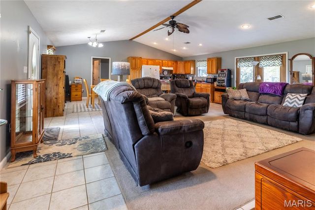 226 Sandy Lane, East Prairie, MO 63845