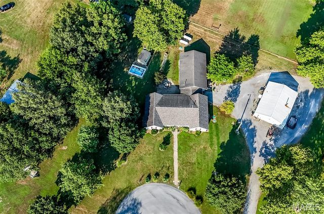 226 Sandy Lane, East Prairie, MO 63845