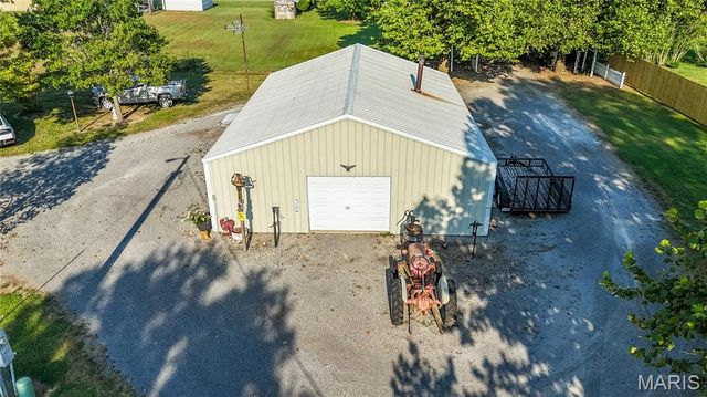 226 Sandy Lane, East Prairie, MO 63845