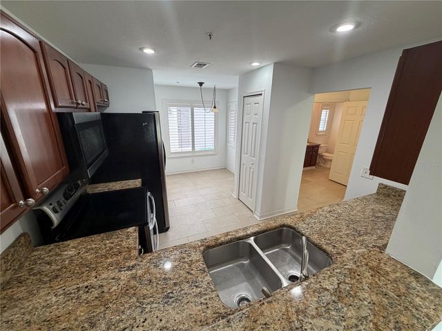 110 OLIVE TREE CIRCLE 110, Altamonte Springs, FL 32714