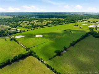 30 S 270 Road, Morris, OK 74445