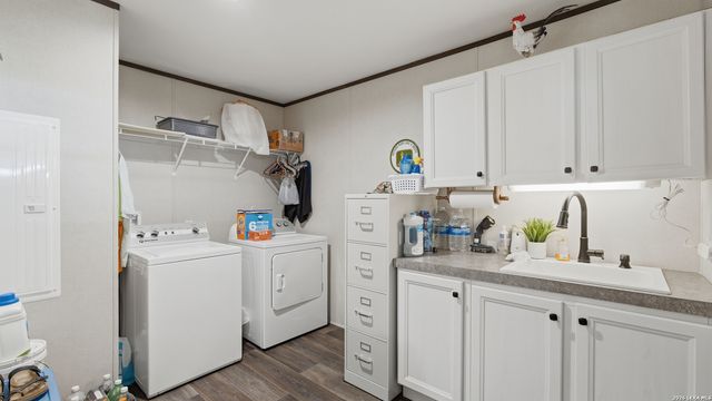1576 Settlers Way, Seguin, TX 78155