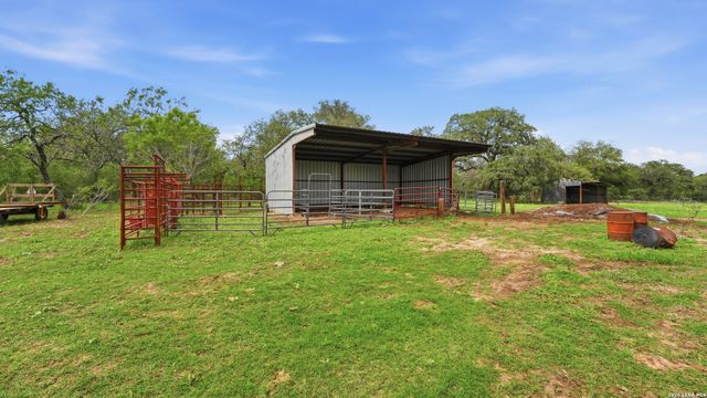 1576 Settlers Way, Seguin, TX 78155
