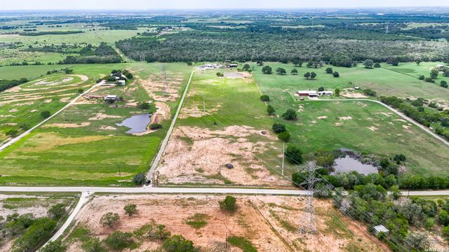 1576 Settlers Way, Seguin, TX 78155